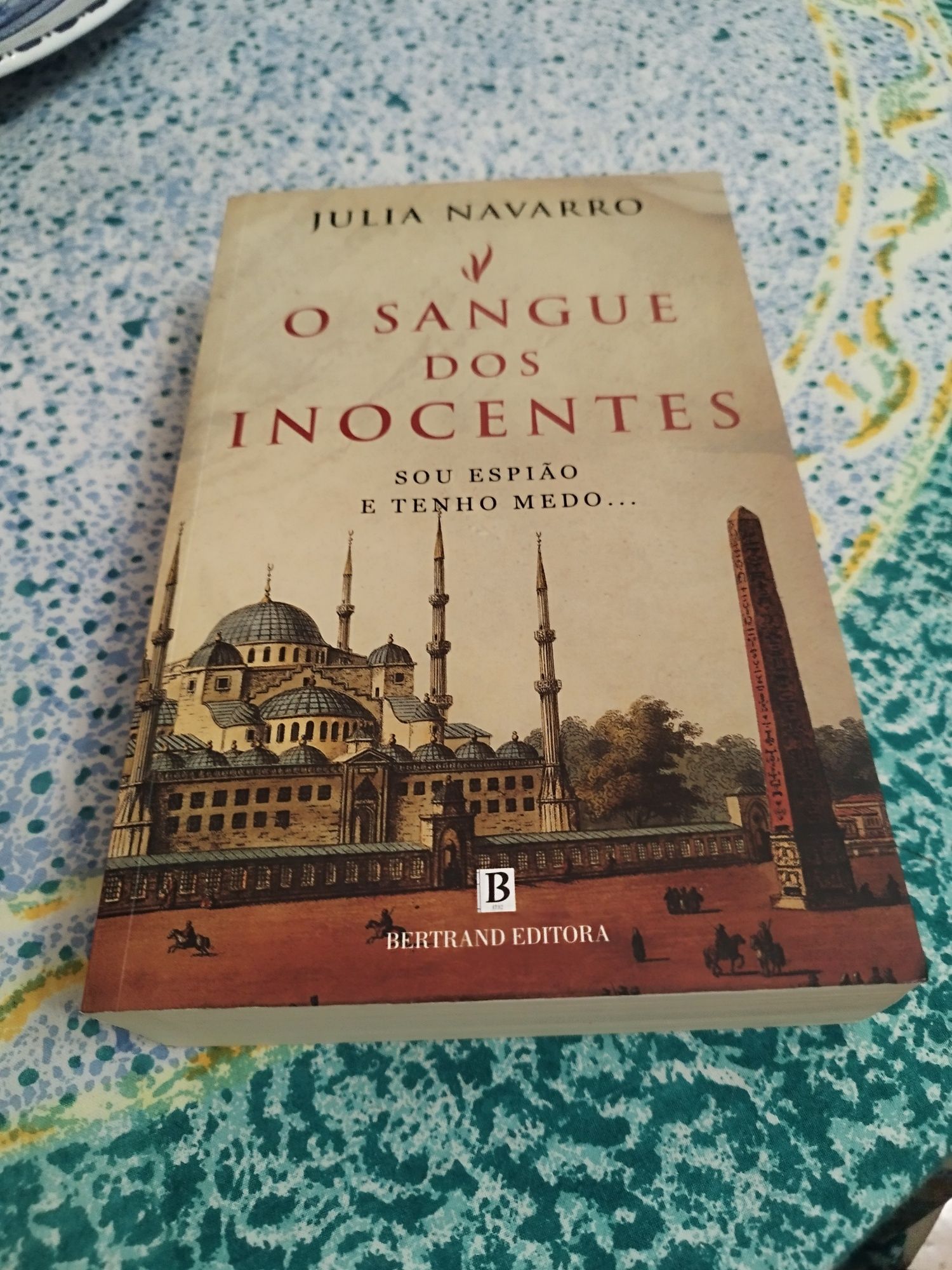 O Sangue dos Inocentes - Julia Navarro