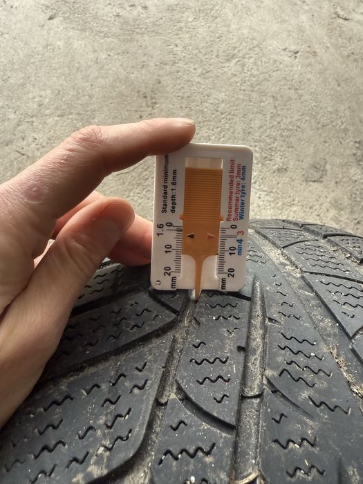 Opony Zimowe Pirelli Sotozero Komplet