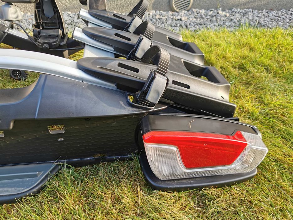 THULE Coach 276 bagażnik rowerowy na hak 3 rowery LED VeloCompact 926