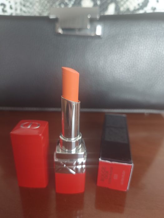 Помада Dior Ultra Rouge 533