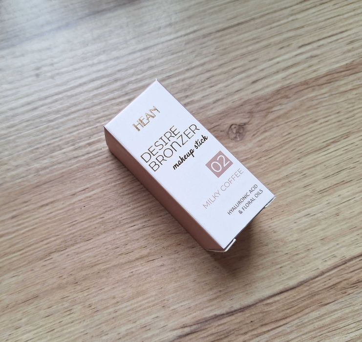 HEAN Bronzer w sztyfcie Desire 02 Milky Coffee