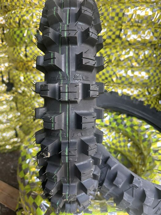 Продам ендуро резину