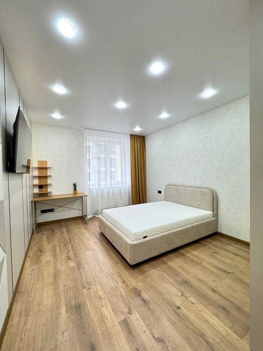 Продам квартиру з сучасним якісним ремонтом