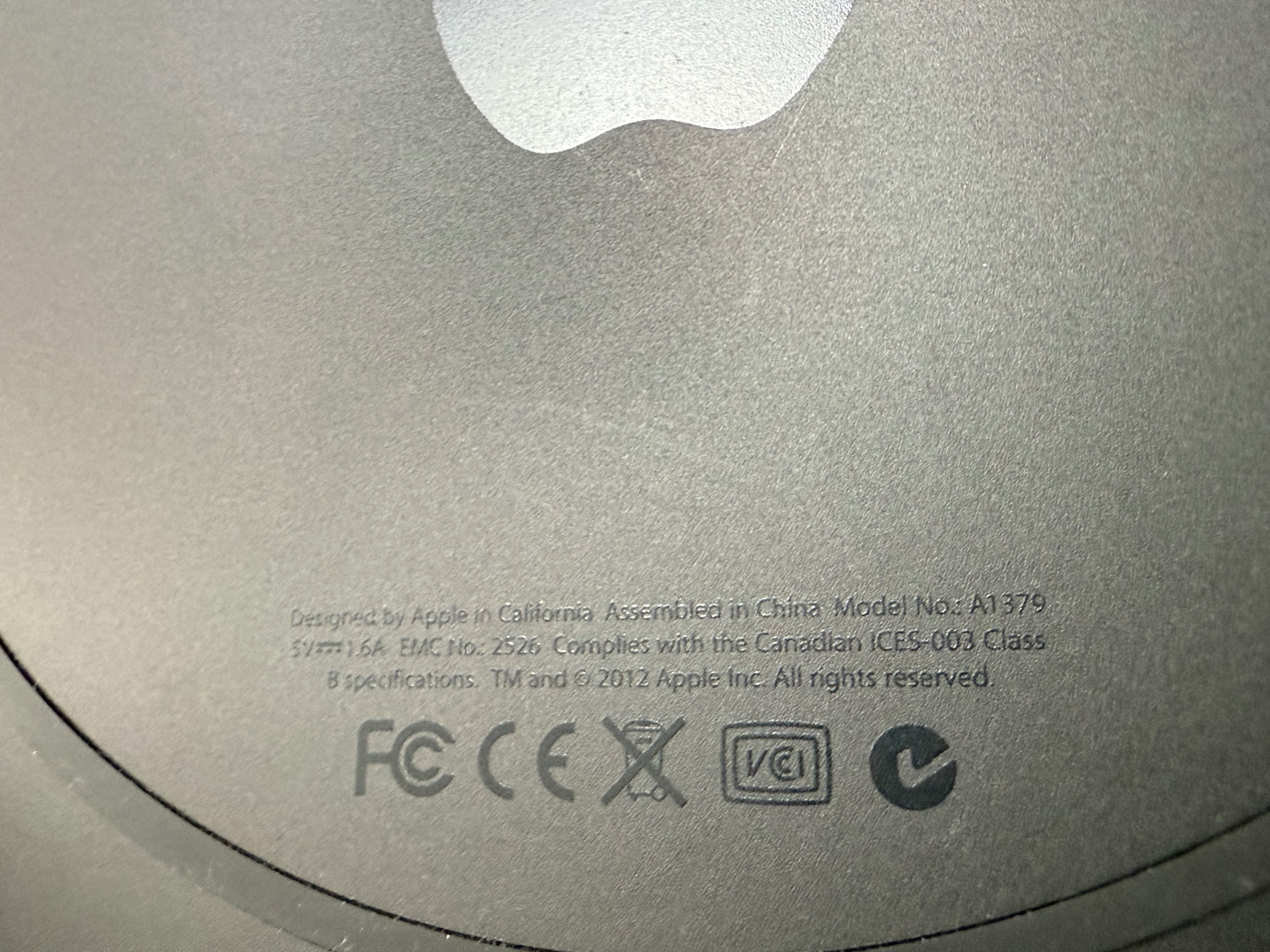 Дисковод Apple USB SuperDrive a1379