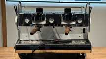 Професійна кавомашина Synesso MVPH 2GR (дерев'яні елементи ручок)
