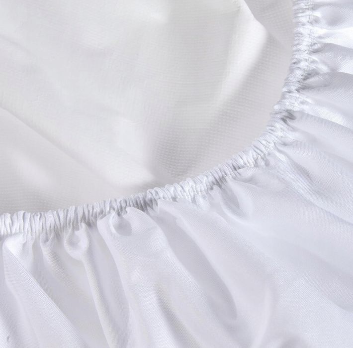 Prześcieradło BabyCalin 40x80 cm – białe, z gumką, do łóżeczka