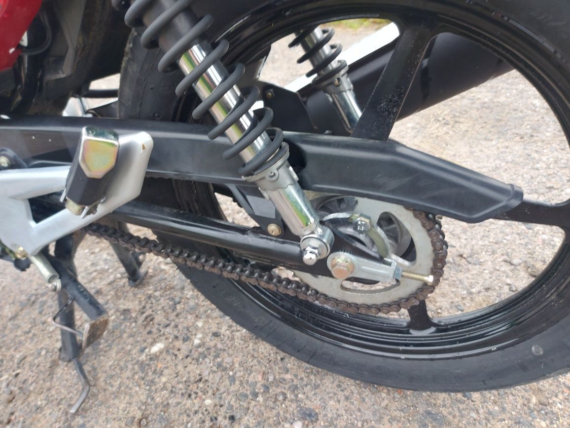 Yamaha ybr 125 wtrysk 8800.km