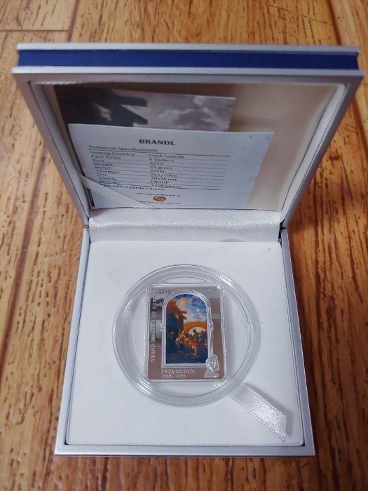 Редкая Серебряная монета 5 долларов 2010 год острова Кука полный компл