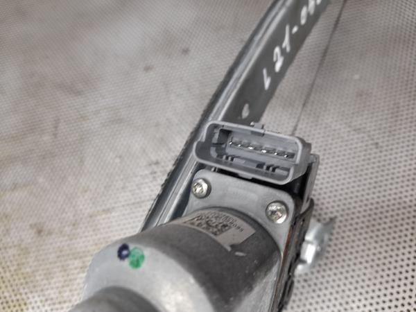 Elevador vidros frente esquerdo CITROËN C3 II (SC_)