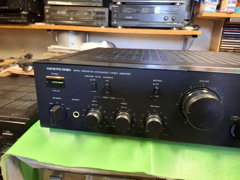 Wzmacniacz Onkyo Integra A-8015