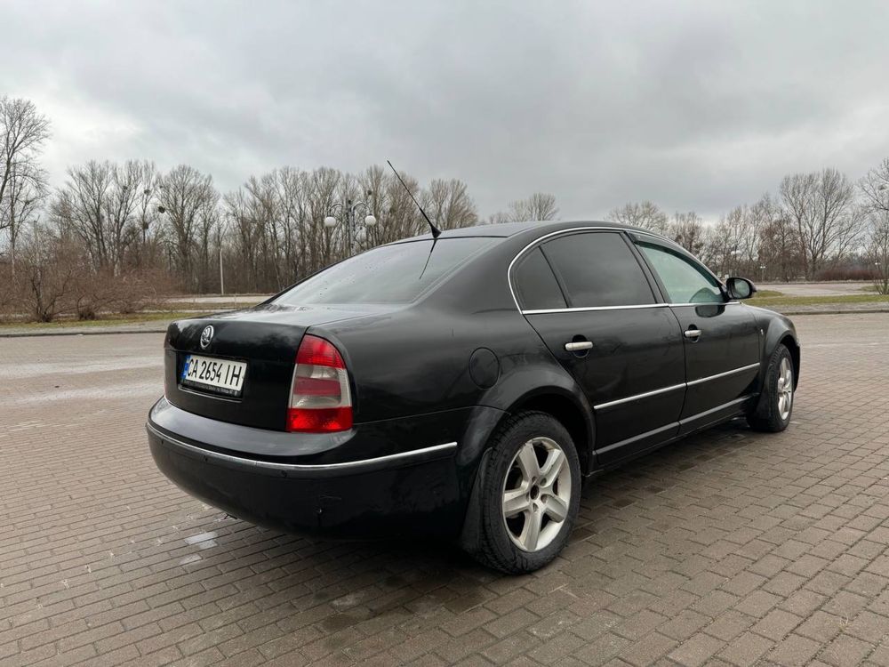 Skoda Superb  V6 2.8