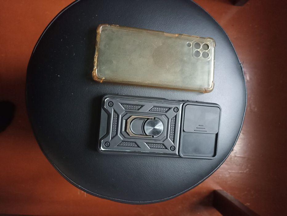 Продам телефон самсунг м 32