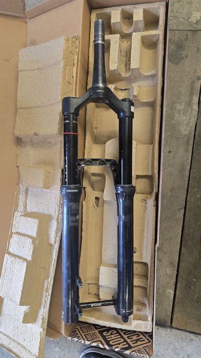 Rock Shox ZEB 29" 170mm