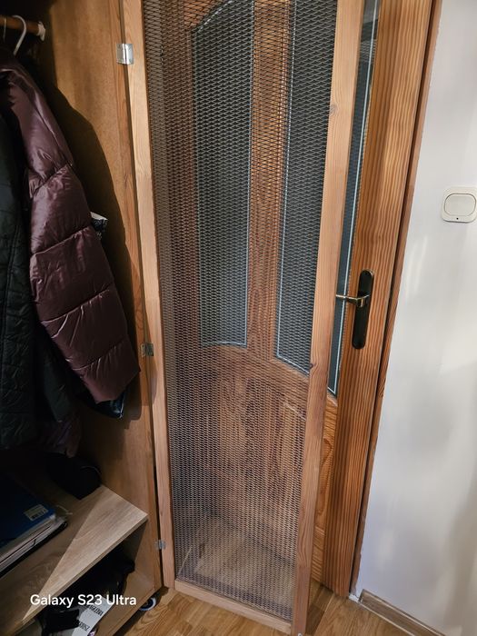 Szafa dwudrzwiowa lekka na kółkach