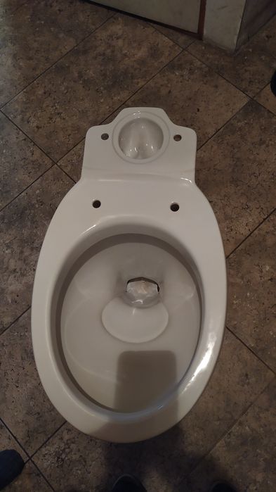 Продам унитаз б.у.