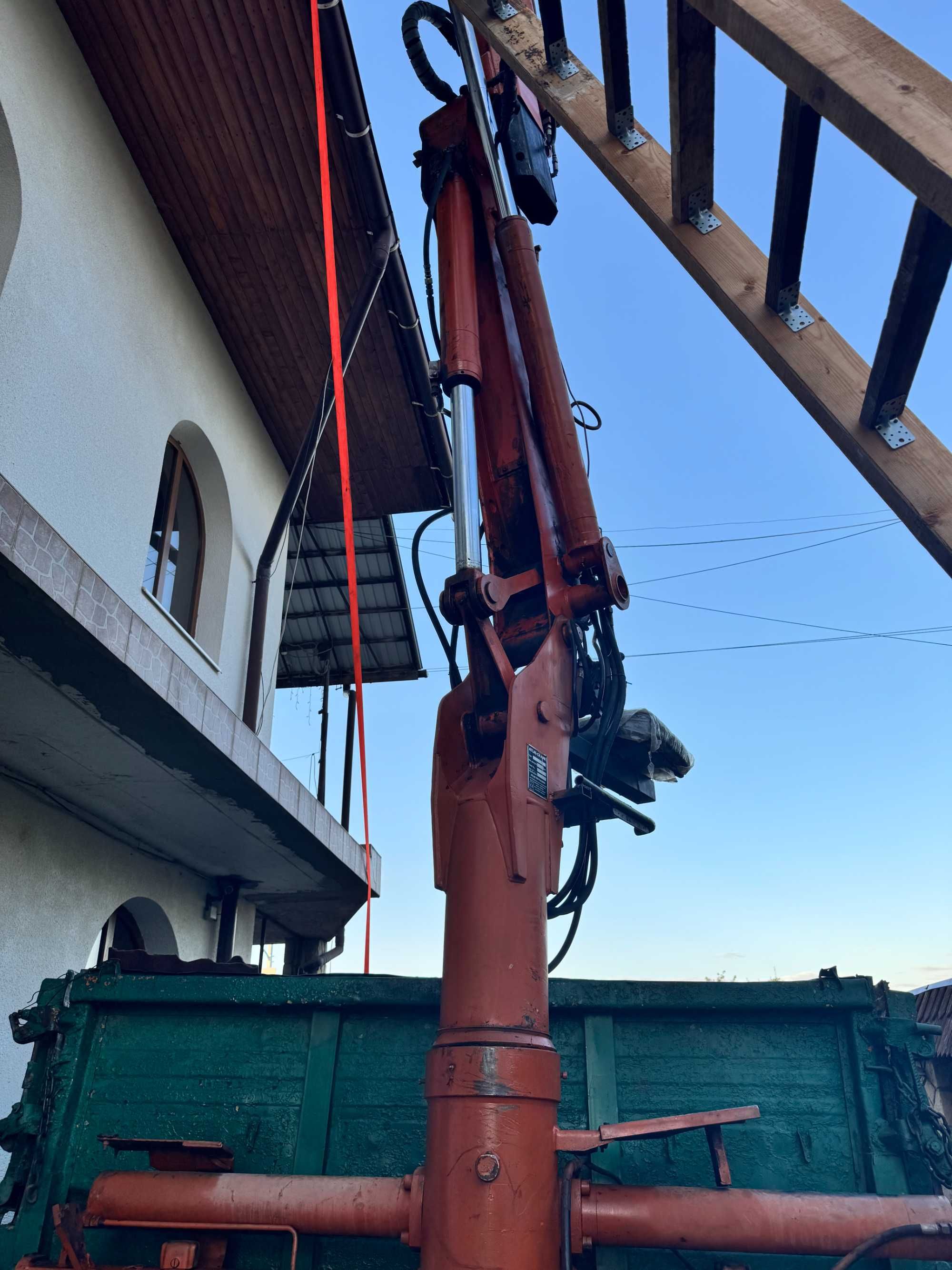 Продам  КаМаЗ самоскид із маніпулятором!