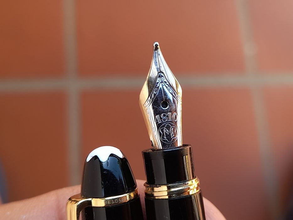 Caneta Montblanc Meisterstuck Petit Mozart