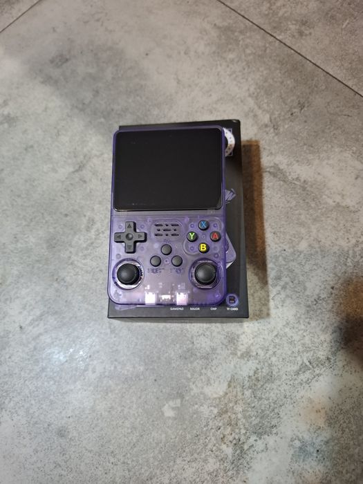 Konsola r36s nowa powystawowa