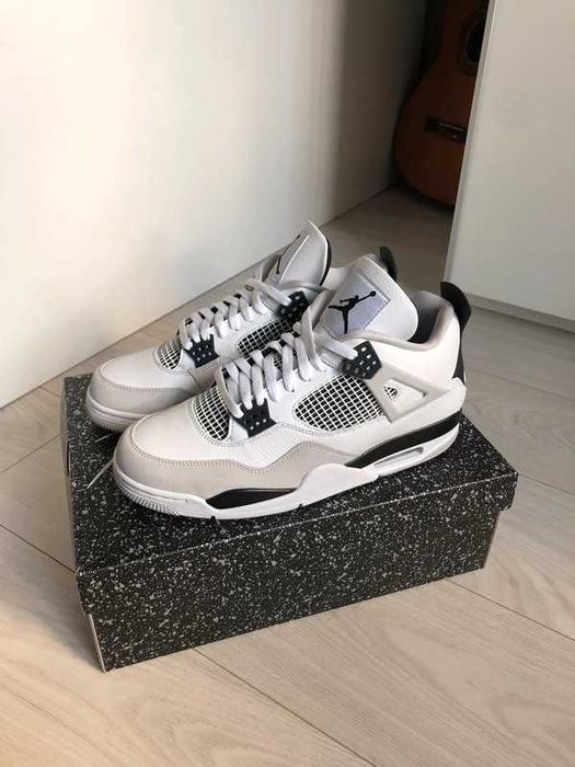 koszykówki "Jordan _4_Retro_Military Black R.44