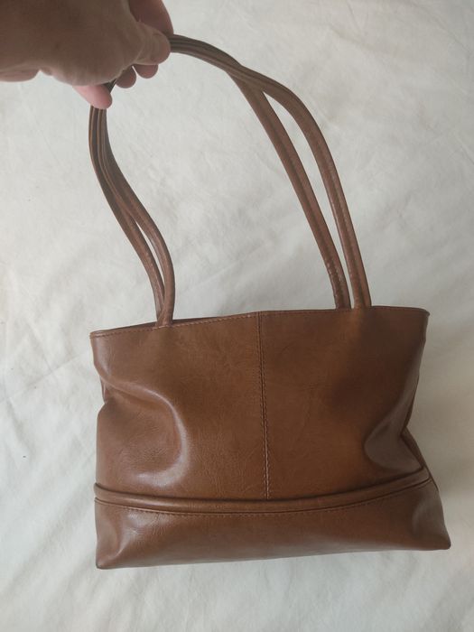 Mala senhora em couro sintetico