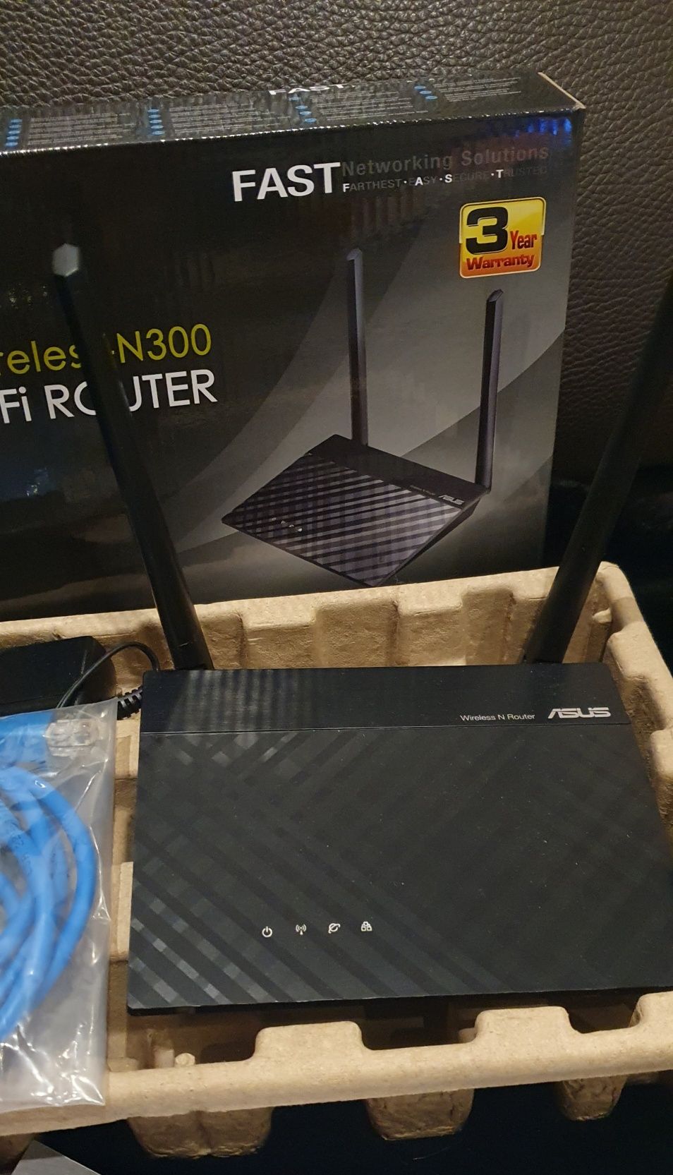 Router Asus RT-N12+ Wireless N300