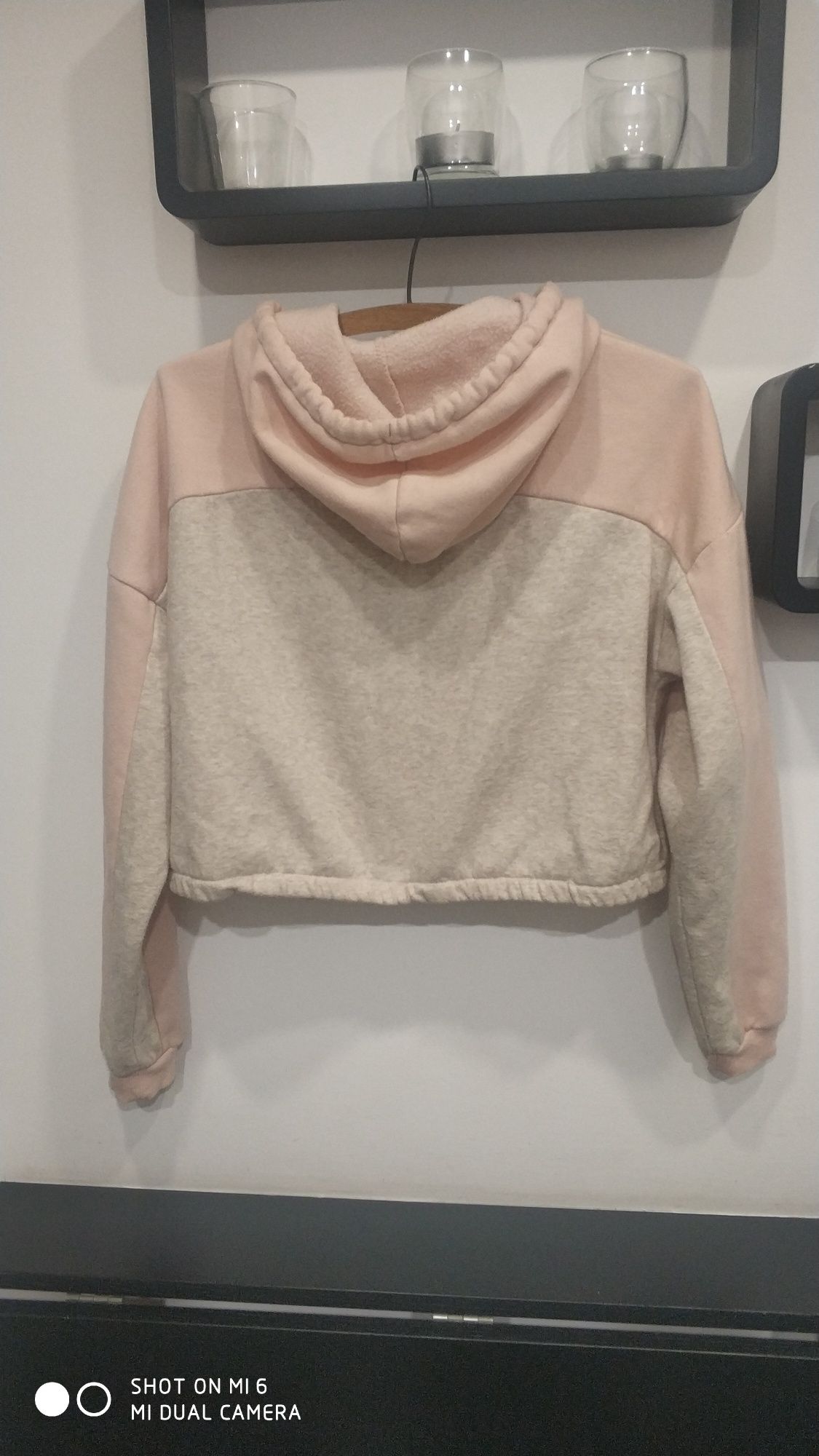 Bluza Sinsay z kapturem
