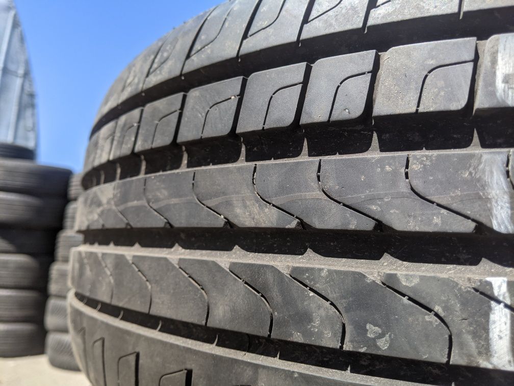 235/55R19 Pirelli .