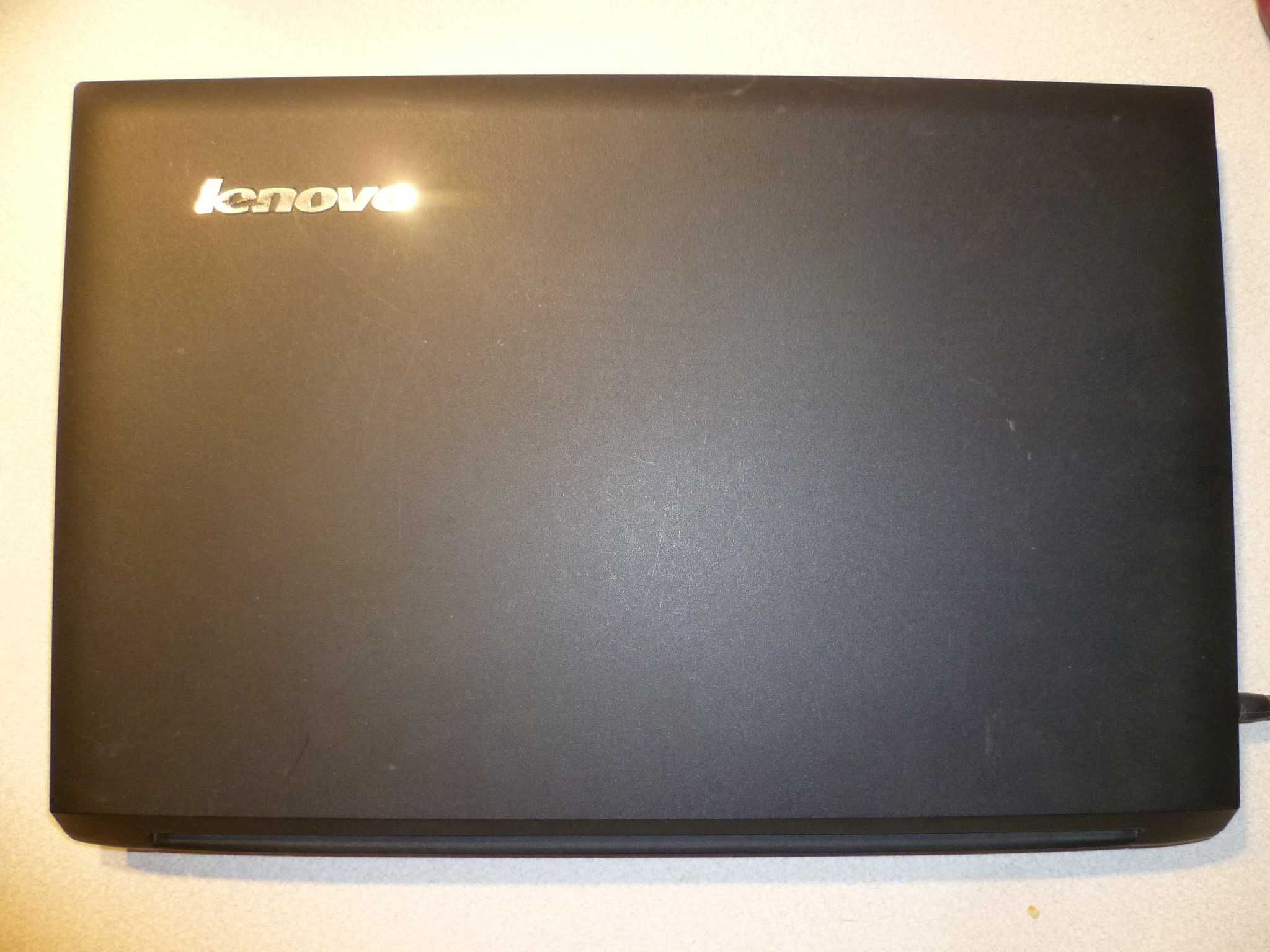 Lenovo B575e. Kompletny.