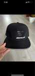 Czapka z płaskim daszkiem fullcap cap Mercedes AMG czarna
