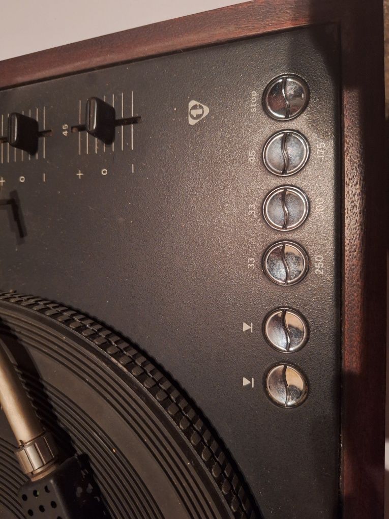 Gramofon Unitra Daniel G-1100 FS