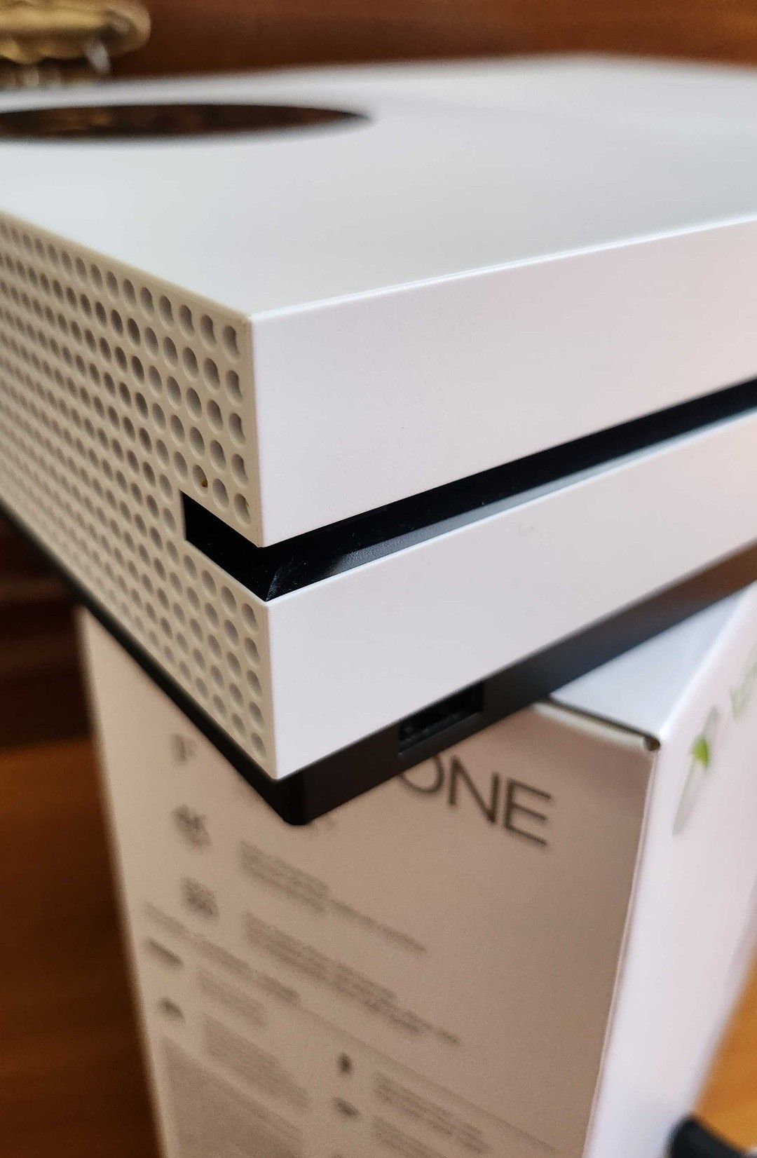 Xbox One S 1tb caixa rigorosamente nova