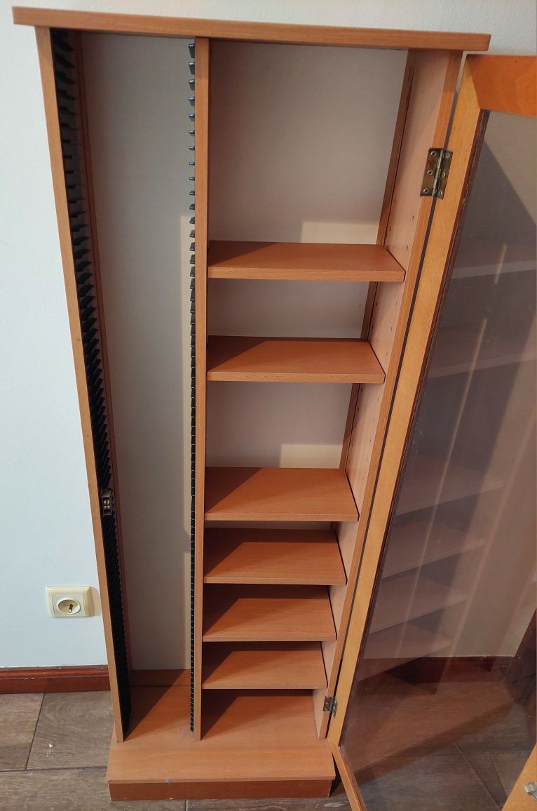 Móvel para Cds e Vitrine com porta de vidro