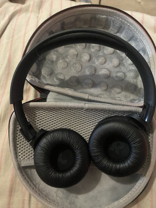 наушники JBL TUNE 520BT