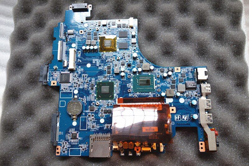 Motherboard Sony Vaio Fit 15E (SVF1521F6E) e outros componentes