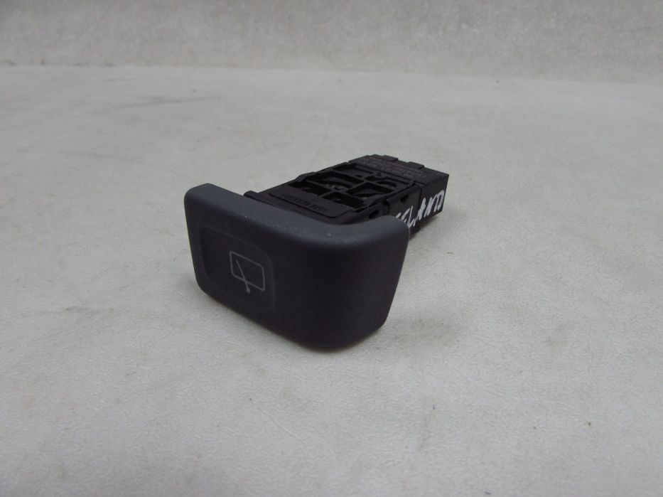 LAND ROVER FREELANDER 96-06 PRZELACZNIK WLACZNIK TYLNEJ WYCIERACZKI YUC102230KML