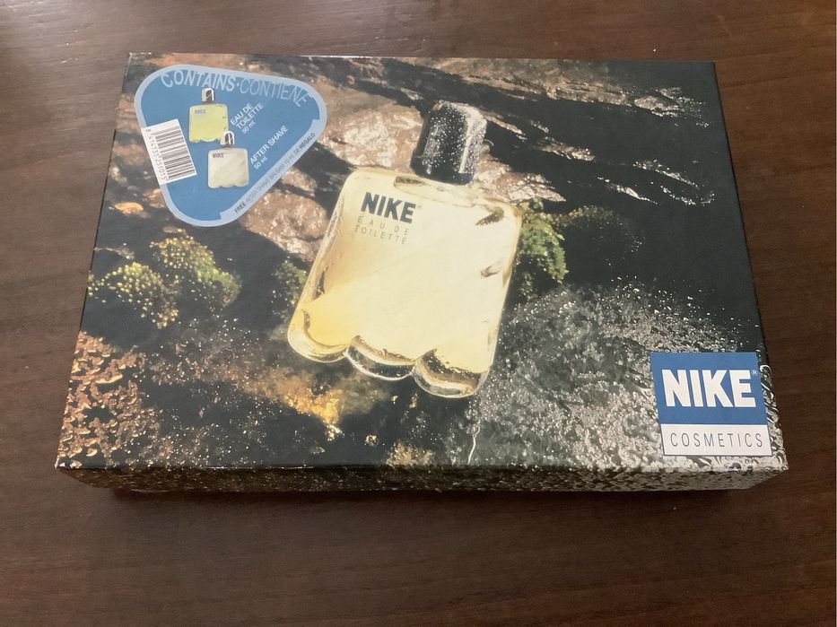 Caixa de cosmeticos da NIKE