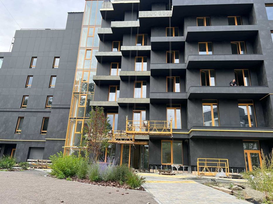 Продаж комерційного приміщення вільного призначення по вул.Франка