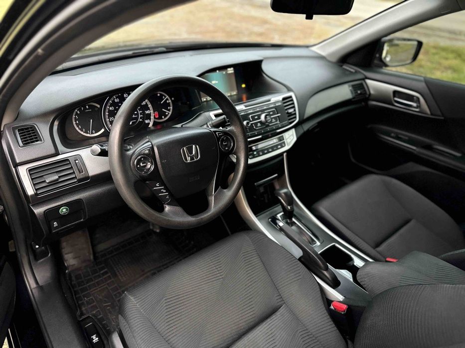 Honda Accord 2015 рік