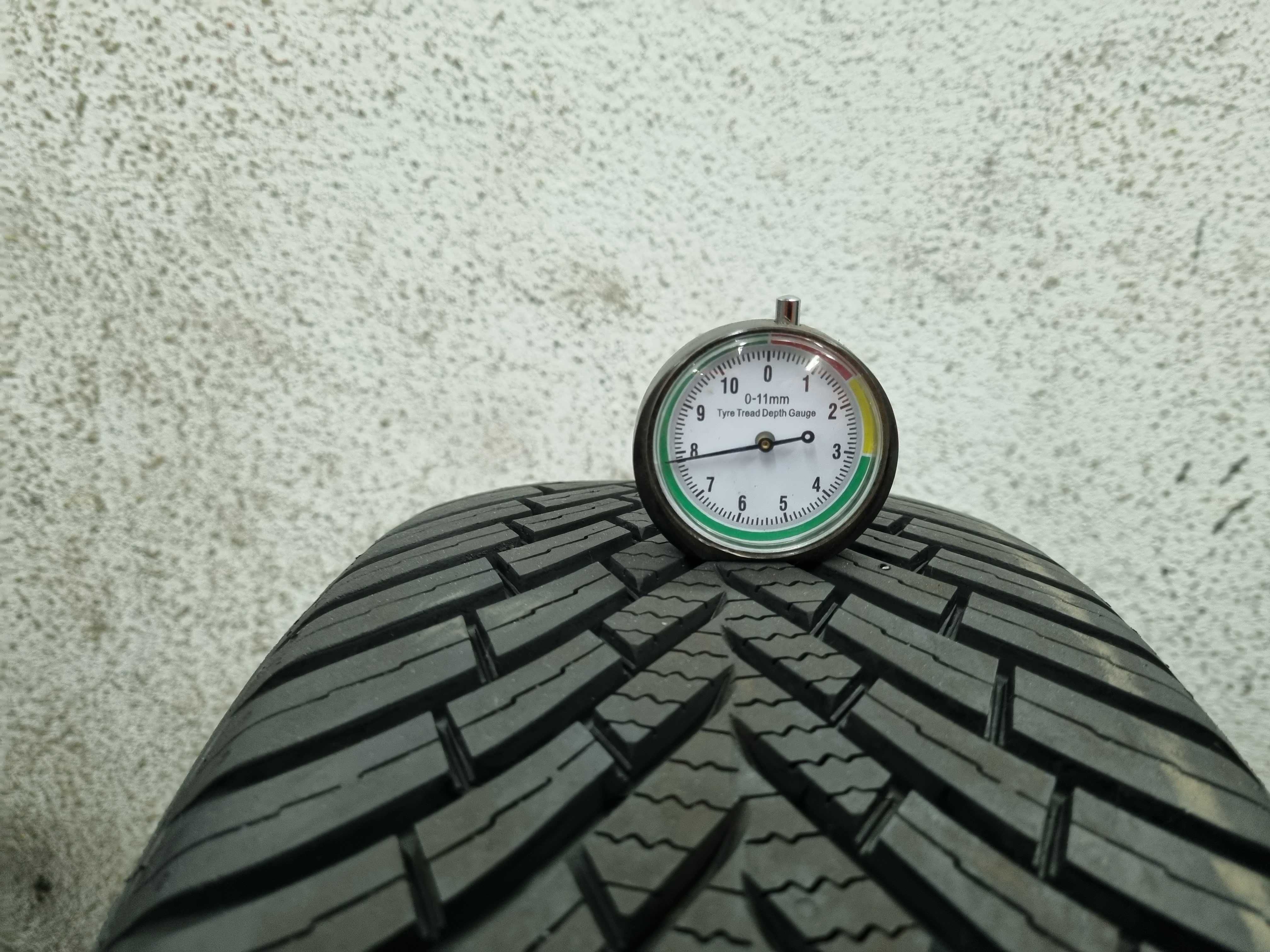 195/50/15 82V Vredestein Quatrac Dot.2724R