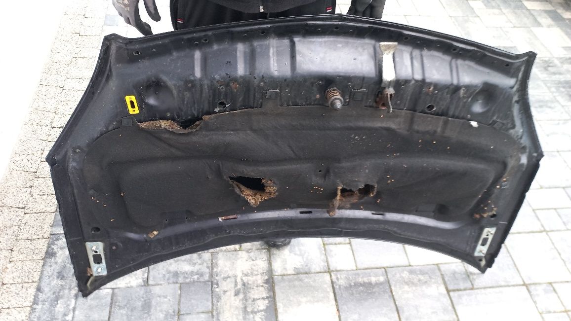 Opel Zafira b maska pokrywa silnika czarna z20r