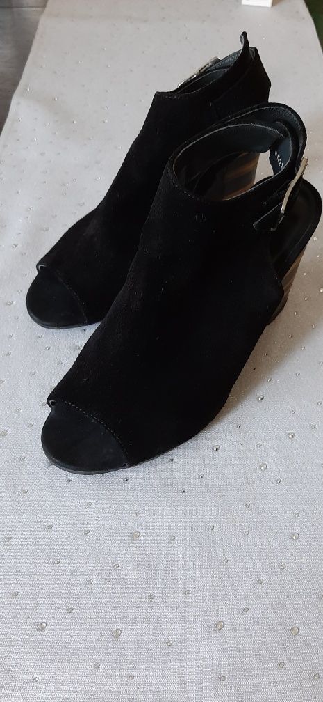 Sandały czarne Ryłko
