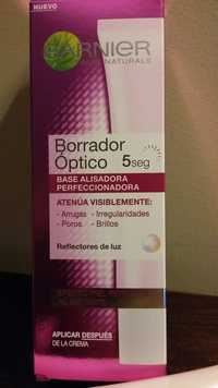 Base corretora da Garnier 30 ml