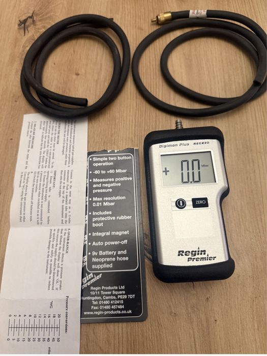 Miernik cisnienia i szczelnosci gazu Regin