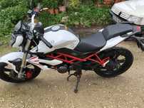 Benelli BN125 - como nova (ler anúncio)