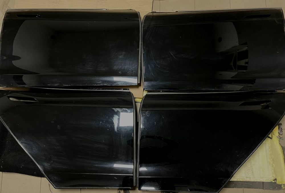 Двері передні двері задні Тесла С