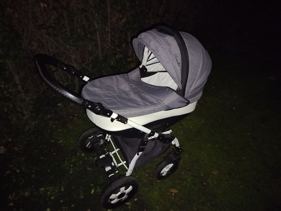 Wózek dziecięcy głęboki..