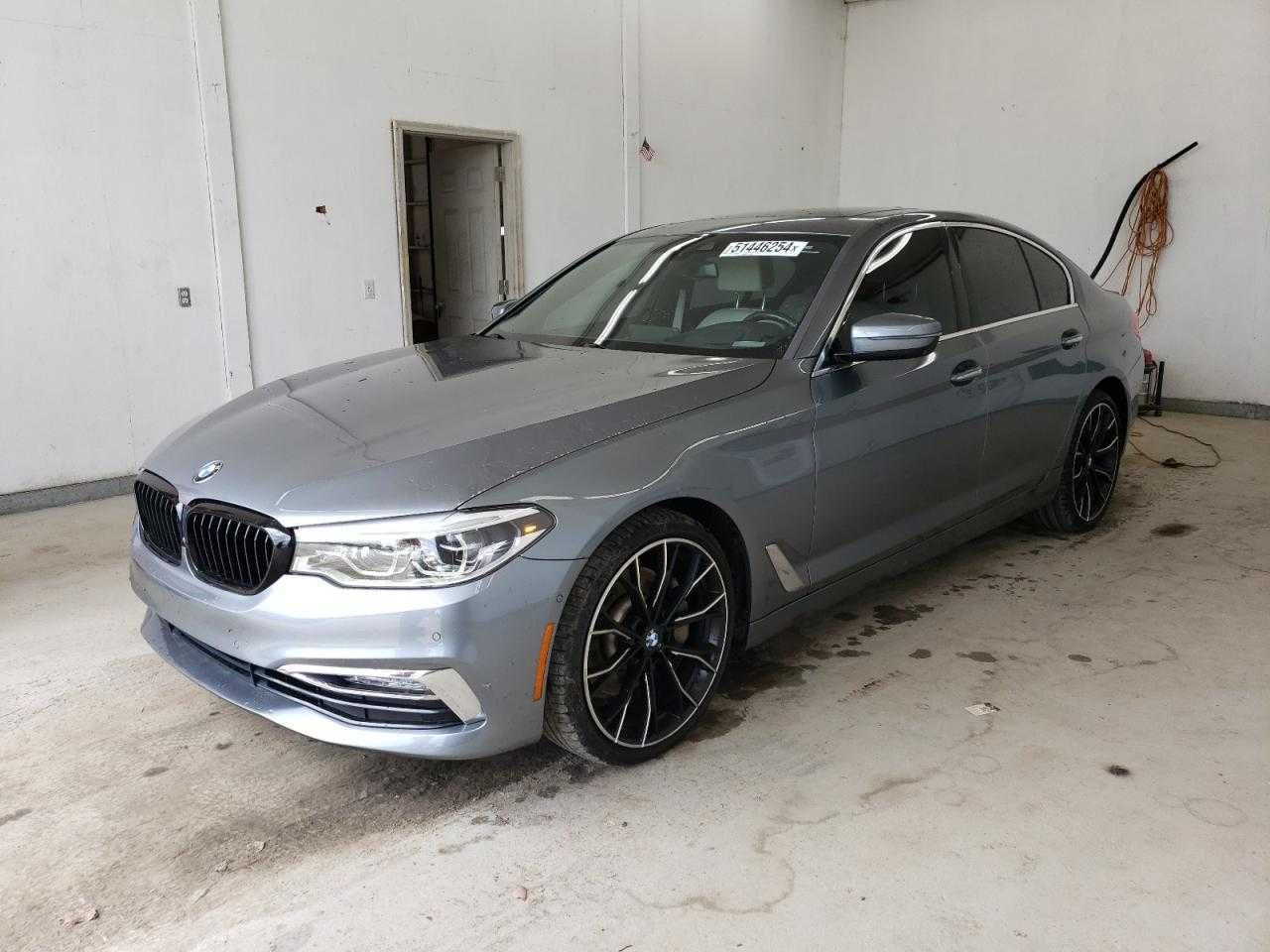 2017 Bmw 540 I GRAY