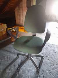 Fotel obrotowy do biurka