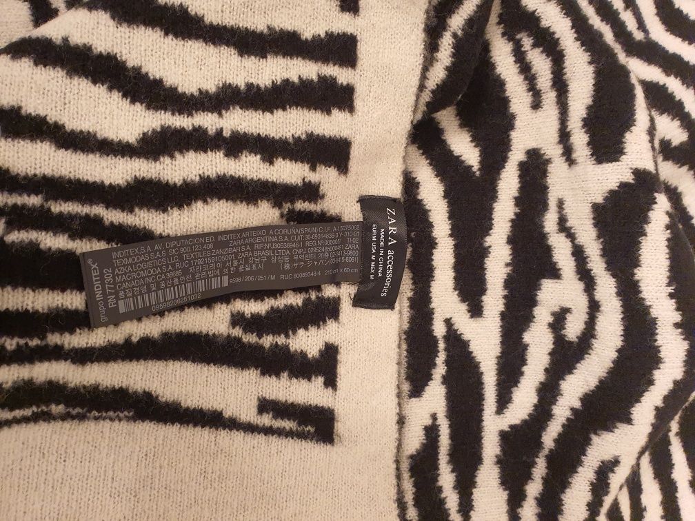 Echarpe, cachecol animal print zebra grande da Zara