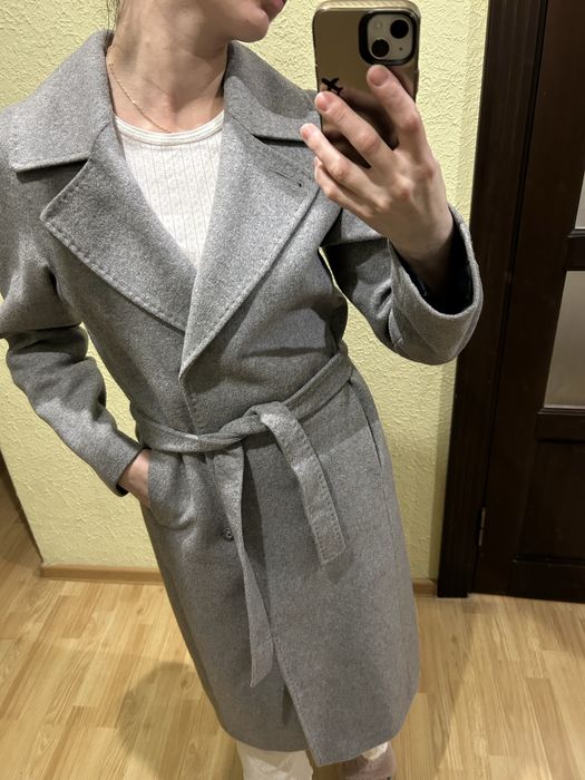 Пальто сіре 80 % вовна